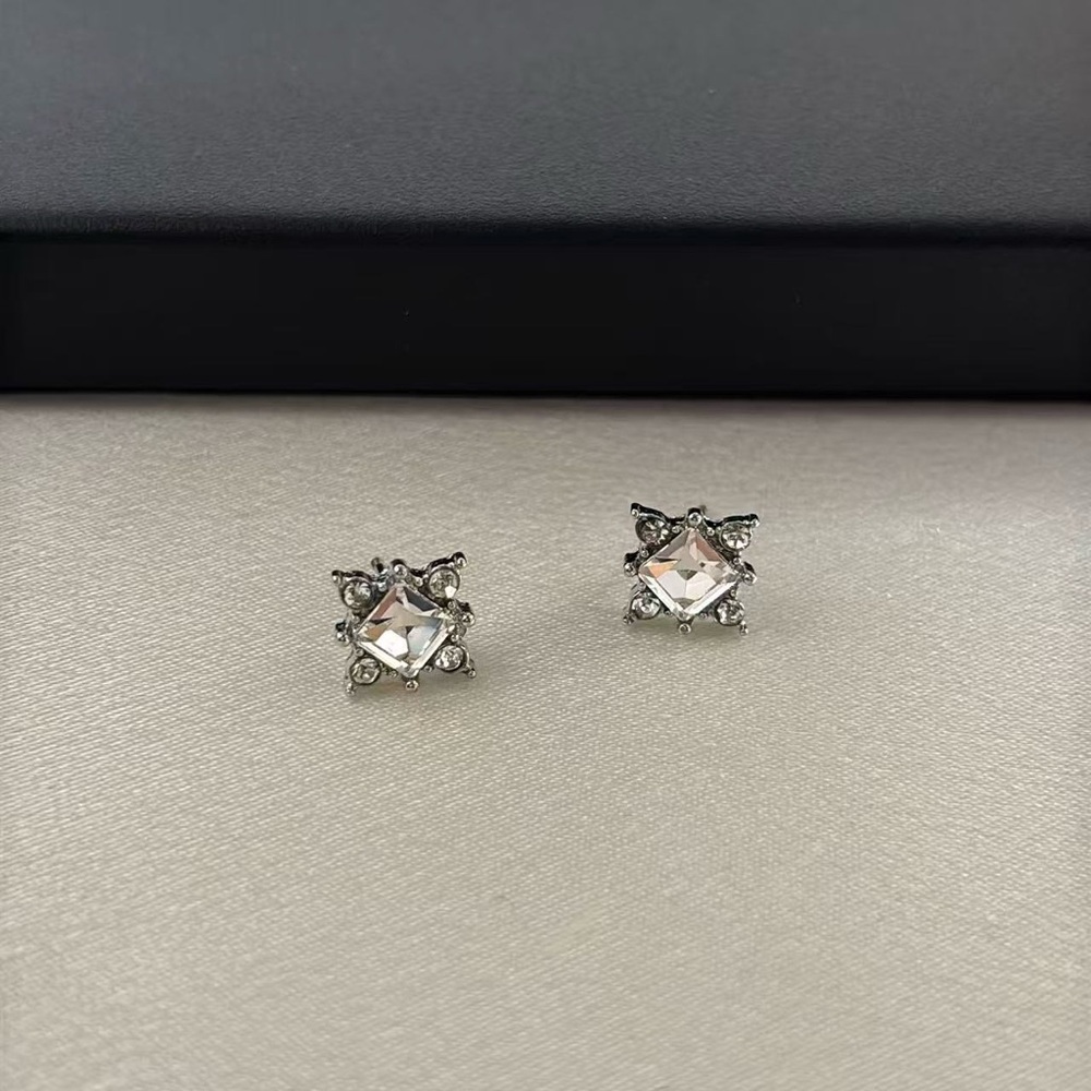 Star Stud Earrings for Men Women Streetwear Hip Hop Punk Unisex Style